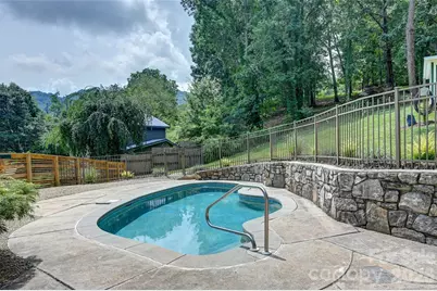 1110 Queentown Road, Canton, NC 28716 - Photo 2