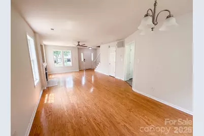 5714 Waverly Lynn Lane, Charlotte, NC 28269 - Photo 6