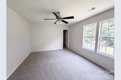 5714 Waverly Lynn Lane, Charlotte, NC 28269 - Photo 10