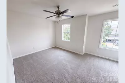 5714 Waverly Lynn Lane, Charlotte, NC 28269 - Photo 8