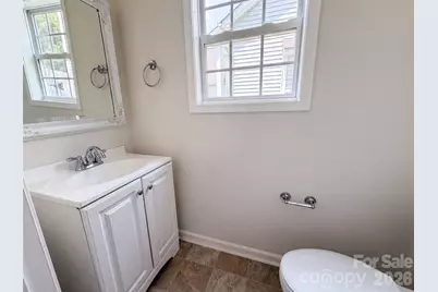 5714 Waverly Lynn Lane, Charlotte, NC 28269 - Photo 14