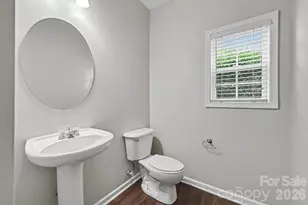 9839 Jeanette Cir, Charlotte, NC 28213 - Photo 24