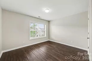 9839 Jeanette Cir, Charlotte, NC 28213 - Photo 12