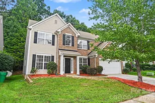 9839 Jeanette Cir, Charlotte, NC 28213 - Photo 2