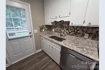 525 12th Street SW #30, Hickory, NC 28602 - Photo 10