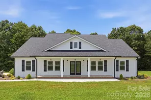 102 Obando Dr, Lawndale, NC 28090 - Photo 2