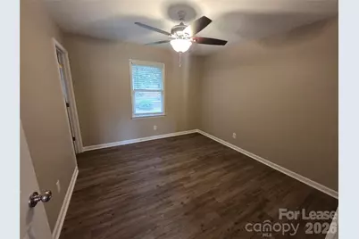 525 12th Street SW #26, Hickory, NC 28602 - Photo 8