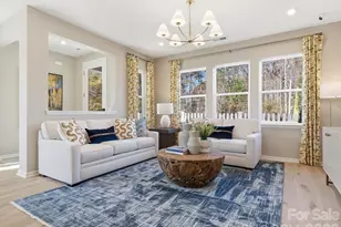 5313 Hubble Dr, Charlotte, NC 28216 - Photo 4