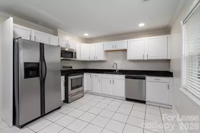 100 Cabell Way, Charlotte, NC 28211 - Photo 14