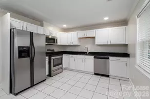 100 Cabell Way, Charlotte, NC 28211 - Photo 14