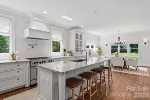 2013 Victorian Pl, Charlotte, NC 28203 - Photo 14