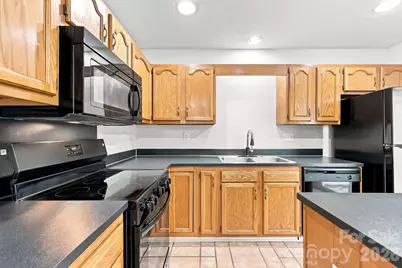 3274 Summercroft Lane, Charlotte, NC 28269 - Photo 14
