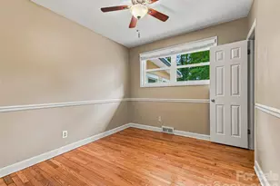 320 Kendale Ct, East Flat Rock, NC 28726 - Photo 14