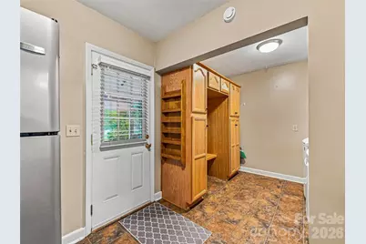 320 Kendale Court, East Flat Rock, NC 28726 - Photo 10