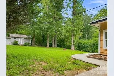 320 Kendale Court, East Flat Rock, NC 28726 - Photo 26