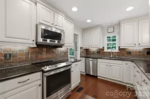 1315 Mistletoe Ridge Pl NW, Concord, NC 28027 - Photo 2