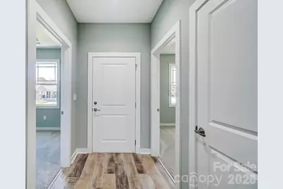 1529 28th Street Place SE, Hickory, NC 28602 - Photo 4