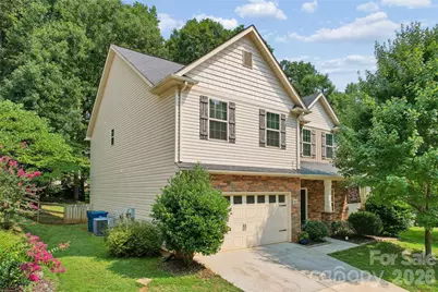 8402 Bampton Drive, Concord, NC 28027 - Photo 2
