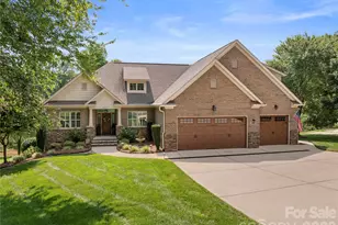 2551 Eagle Dr NE, Conover, NC 28613 - Photo 1