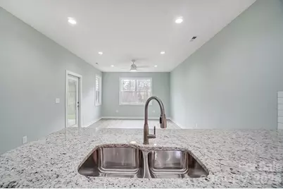 2866 15th Avenue Place SE, Hickory, NC 28602 - Photo 10