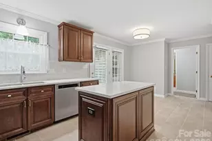 401 Brenwyck Ct, Matthews, NC 28105 - Photo 22