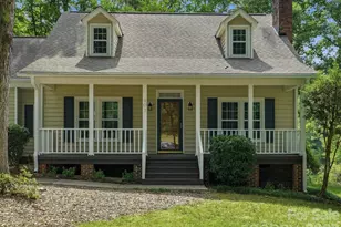 401 Brenwyck Ct, Matthews, NC 28105 - Photo 2