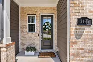 3135 Everly Enclave Wy, Charlotte, NC 28210 - Photo 4