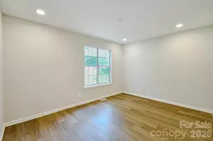 6020 Running Deer Rd, Charlotte, NC 28214 - Photo 14