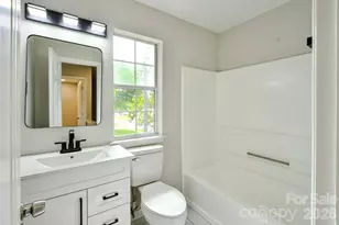 6020 Running Deer Rd, Charlotte, NC 28214 - Photo 16