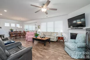 368 Picasso Trl, Mount Holly, NC 28120 - Photo 6