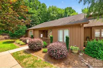1630 12th Street NE, Hickory, NC 28601 - Photo 2