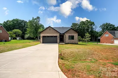 2648 Prince Drive, Lincolnton, NC 28092 - Photo 1
