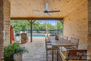 20334 Bethelwood Ln, Cornelius, NC 28031 - Photo 8