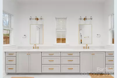 1527 St George Street, Charlotte, NC 28205 - Photo 18