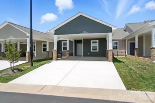 1518 29th Street SE, Hickory, NC 28602 - Photo 2