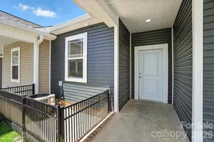 1518 29th Street SE, Hickory, NC 28602 - Photo 4