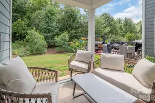 8026 Saluda Dr, Charlotte, NC 28269 - Photo 10