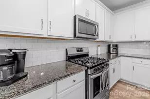 8026 Saluda Dr, Charlotte, NC 28269 - Photo 20