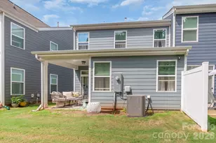 8026 Saluda Dr, Charlotte, NC 28269 - Photo 14
