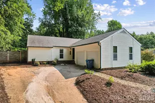3554 Jared Ct, Matthews, NC 28105 - Photo 2