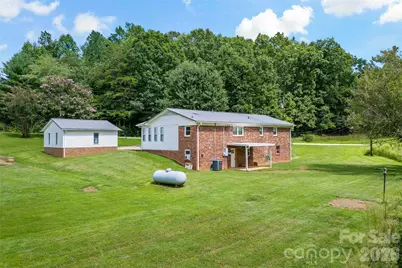 204 Quail Hollow Road, Marion, NC 28752 - Photo 4