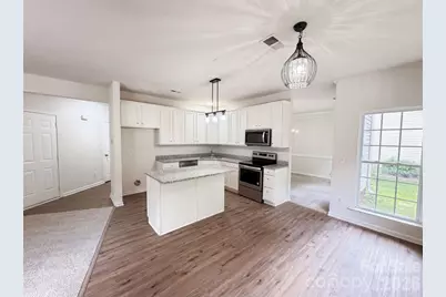 3621 Straussburg Woods Lane, Matthews, NC 28105 - Photo 6