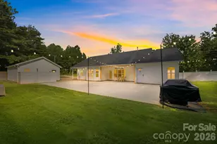 9552 Brief Rd, Charlotte, NC 28227 - Photo 2