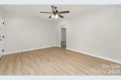 6557 Covecreek Drive, Charlotte, NC 28215 - Photo 6