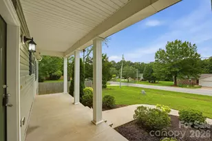 4888 Slanting Bridge Rd, Sherrills Ford, NC 28673 - Photo 2