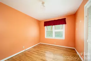 821 Tanasee Gap Rd, Balsam Grove, NC 28708 - Photo 12