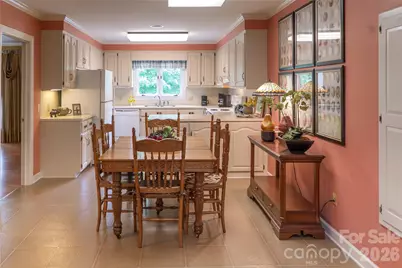 417 Stonecroft Drive SE, Lenoir, NC 28645 - Photo 10