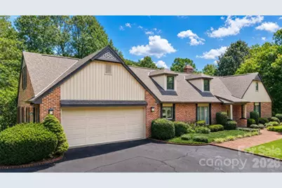 417 Stonecroft Drive SE, Lenoir, NC 28645 - Photo 1