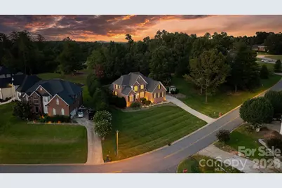 1025 N Shore Drive, Hickory, NC 28601 - Photo 4