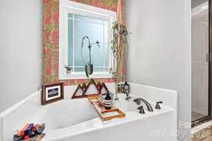 9 Winn St, Greenville, SC 29601 - Photo 14